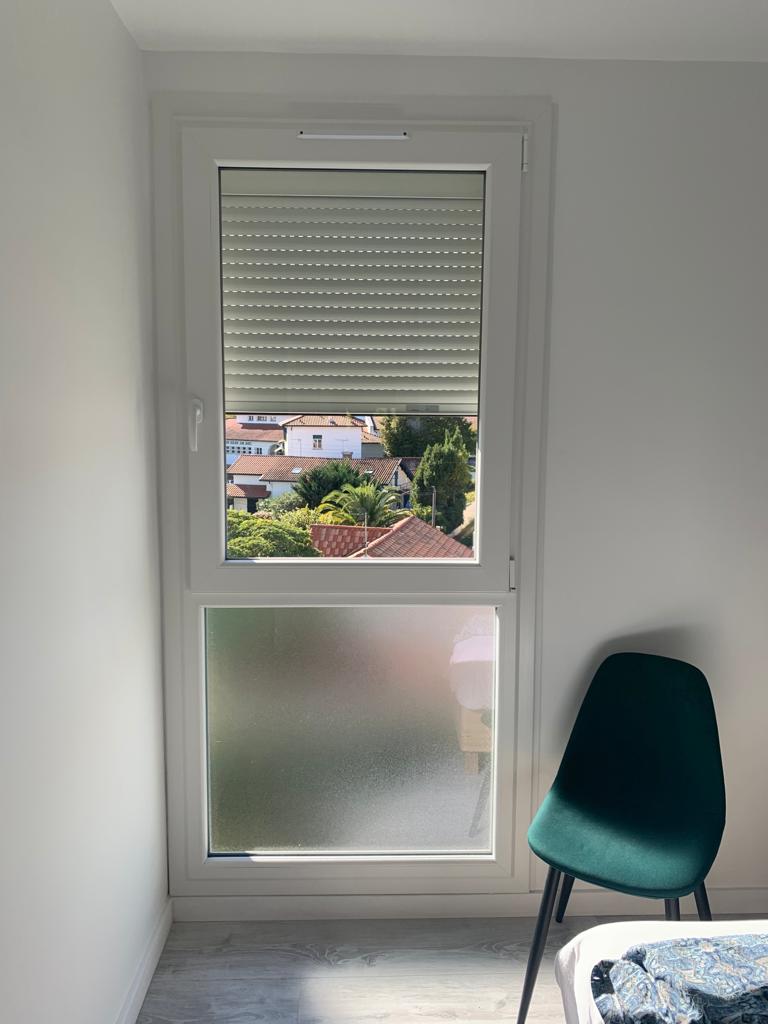 Pose fenêtre et fixe PVC sur mesure Anglet